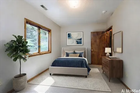 1060 Dennis Street S Maplewood MN 55119