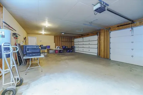 1060 Dennis Street S Maplewood MN 55119