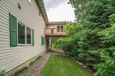 1060 Dennis Street S Maplewood MN 55119