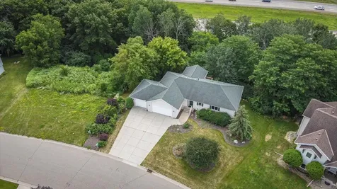 1060 Dennis Street S Maplewood MN 55119
