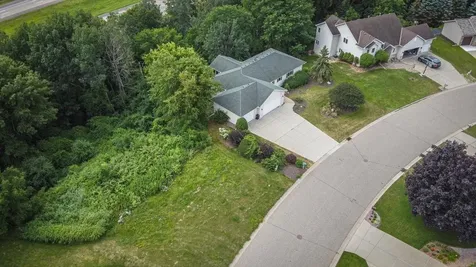 1060 Dennis Street S Maplewood MN 55119