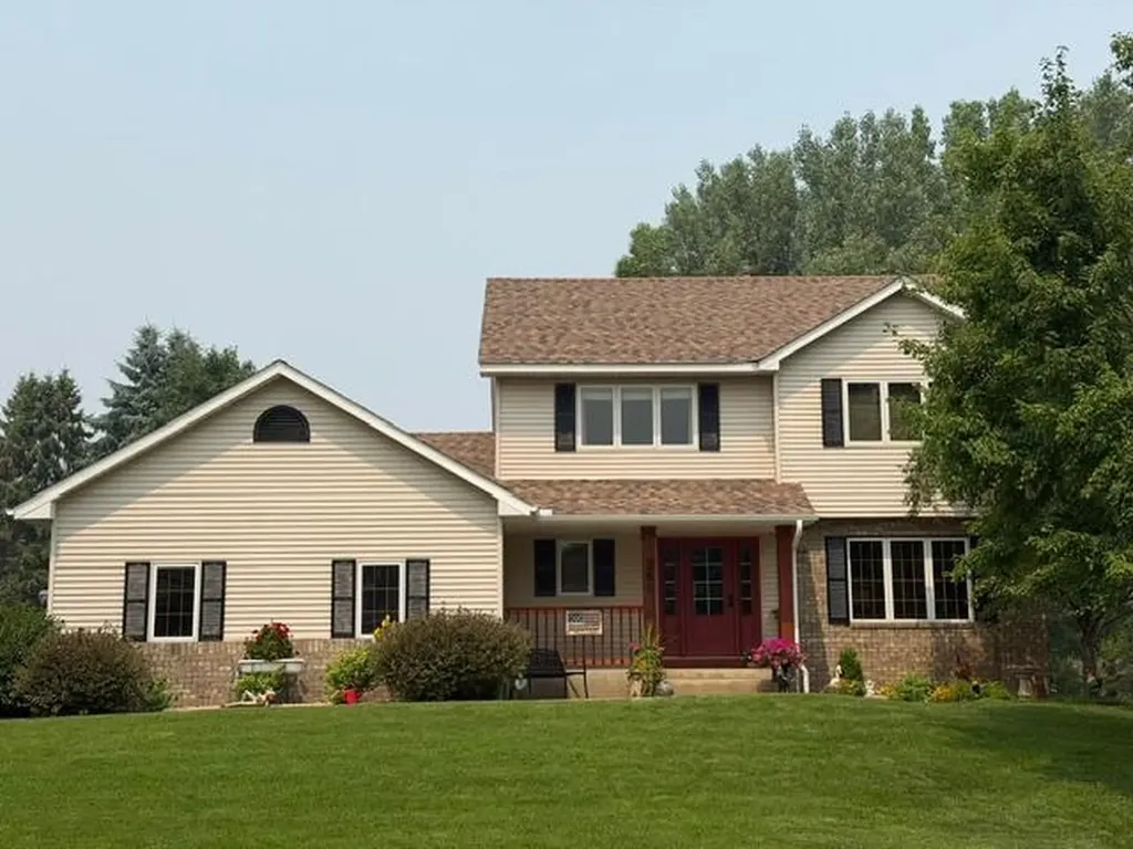 365 Windsor Lane Mahtomedi MN 55115