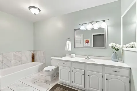990 Ticonderoga Trail Eagan MN 55123