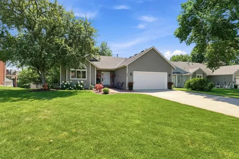 990 Ticonderoga Trail Eagan MN 55123