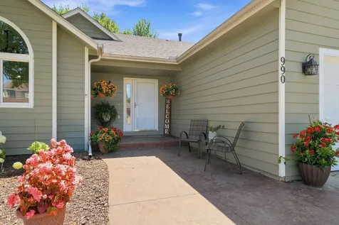 990 Ticonderoga Trail Eagan MN 55123