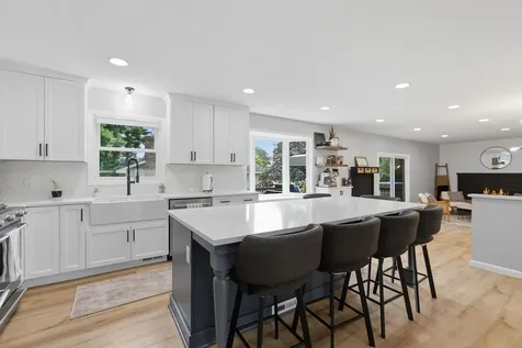 2636 Ridge Lane Mounds View MN 55112