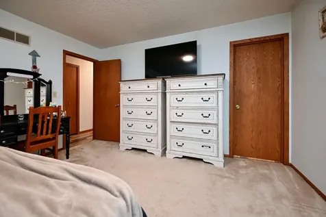 770 52nd Avenue Goodview MN 55987