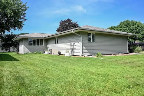 770 52nd Avenue Goodview MN 55987