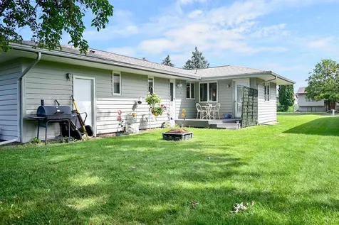 770 52nd Avenue Goodview MN 55987