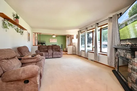 770 52nd Avenue Goodview MN 55987
