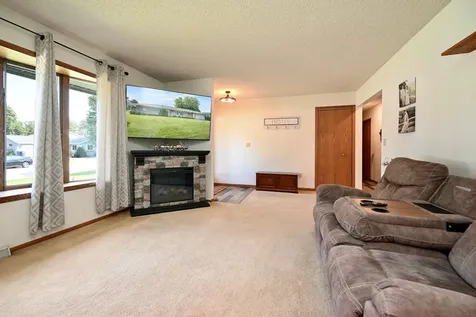 770 52nd Avenue Goodview MN 55987
