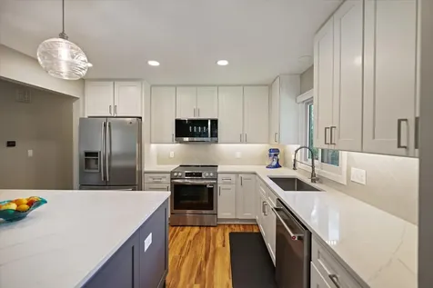 8944 Darnel Road Eden Prairie MN 55347