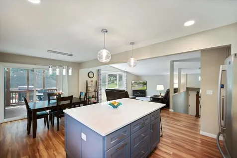 8944 Darnel Road Eden Prairie MN 55347