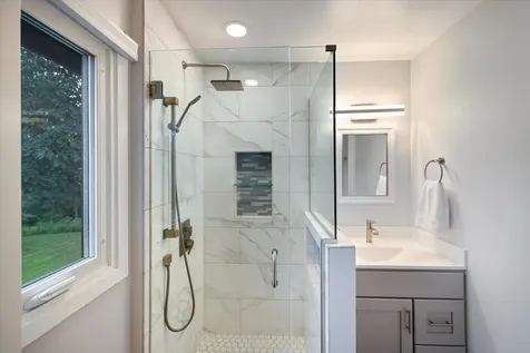 8944 Darnel Road Eden Prairie MN 55347