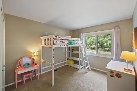 8944 Darnel Road Eden Prairie MN 55347
