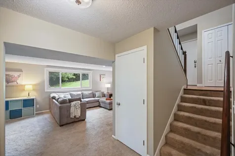 8944 Darnel Road Eden Prairie MN 55347