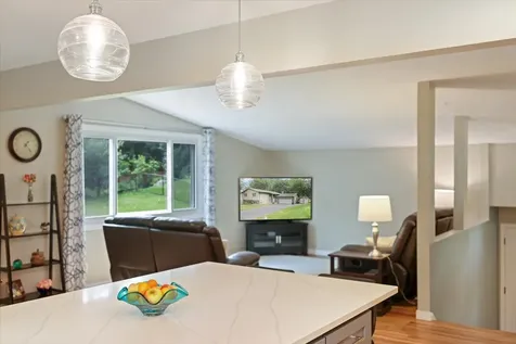 8944 Darnel Road Eden Prairie MN 55347