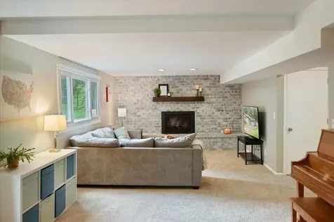 8944 Darnel Road Eden Prairie MN 55347