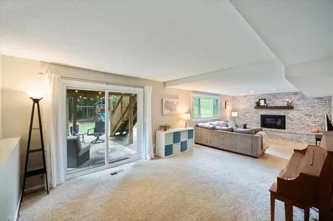8944 Darnel Road Eden Prairie MN 55347