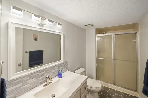 8944 Darnel Road Eden Prairie MN 55347
