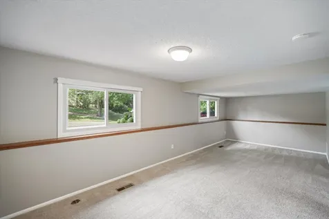 8944 Darnel Road Eden Prairie MN 55347