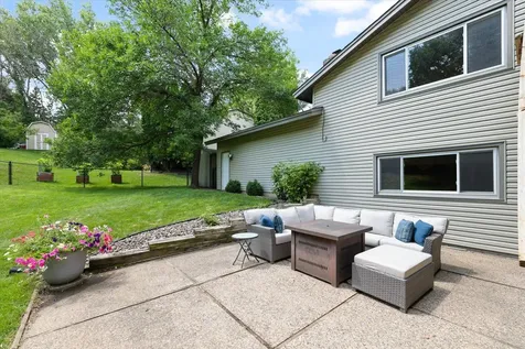 8944 Darnel Road Eden Prairie MN 55347