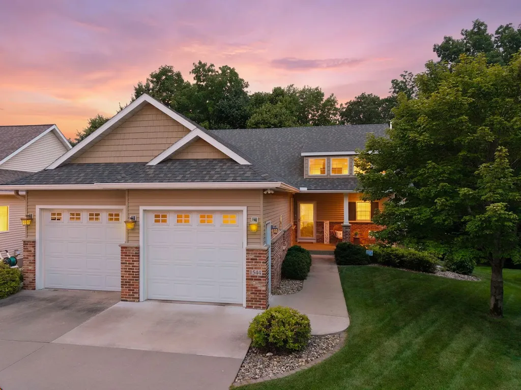 1544 Salem Court SW Rochester MN 55902