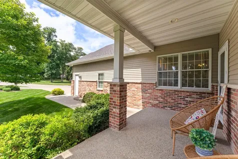 1544 Salem Court SW Rochester MN 55902