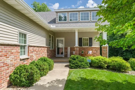 1544 Salem Court SW Rochester MN 55902