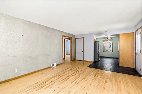 4710 Tioga Street Duluth MN 55804