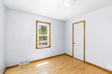 4710 Tioga Street Duluth MN 55804