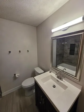 832 Matthew Drive Chaska MN 55318