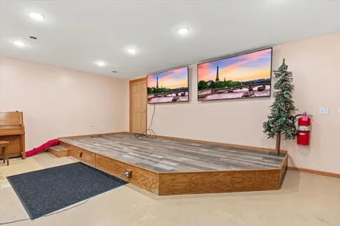 105 Central Boulevard Babbitt MN 55706