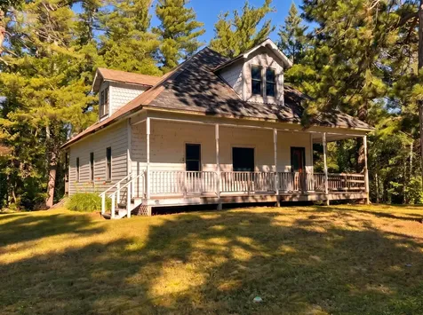 202 3rd Avenue S Walker MN 56484