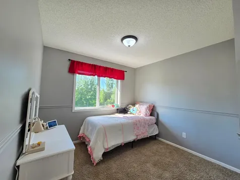 1125 Pioneer Trail SE Cambridge MN 55008