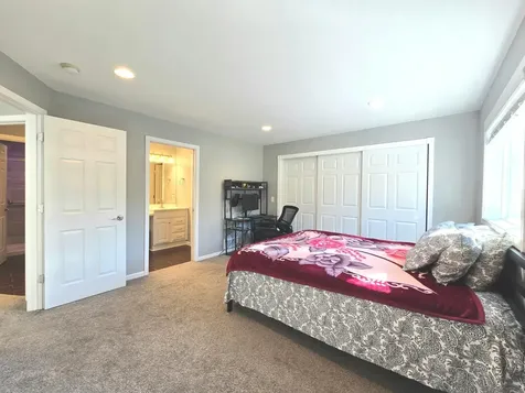 1125 Pioneer Trail SE Cambridge MN 55008