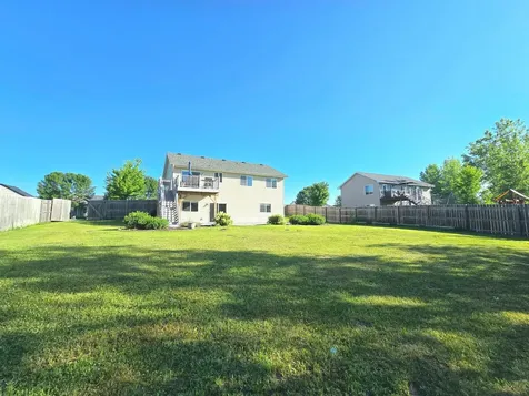 1125 Pioneer Trail SE Cambridge MN 55008