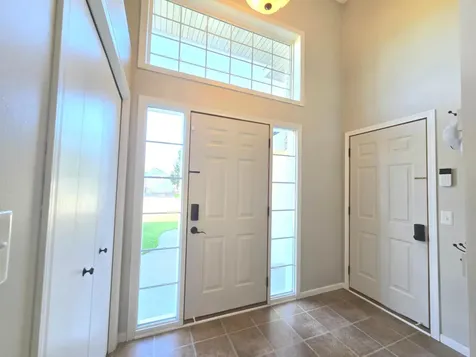 1125 Pioneer Trail SE Cambridge MN 55008