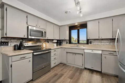1817 S Shore Drive Albert Lea MN 56007