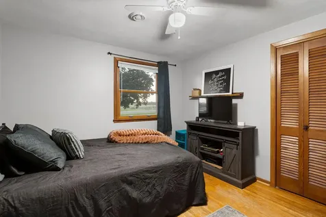 1817 S Shore Drive Albert Lea MN 56007