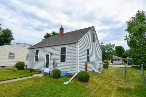 417 Kendall Avenue S Thief River Falls MN 56701