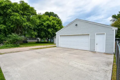 417 Kendall Avenue S Thief River Falls MN 56701