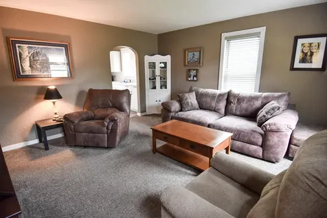 417 Kendall Avenue S Thief River Falls MN 56701