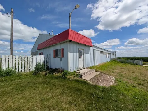 25945 State Highway 4 Sleepy Eye MN 56085