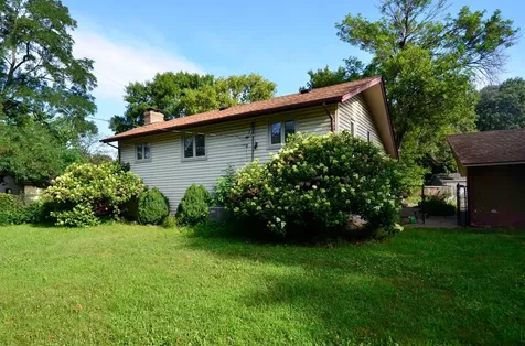 6609 74 1/2 Avenue N Brooklyn Park MN 55428