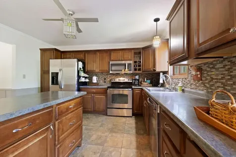 16451 Kenosha Avenue Lakeville MN 55044