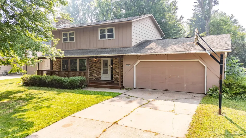 1621 12th Avenue SE Saint Cloud MN 56304