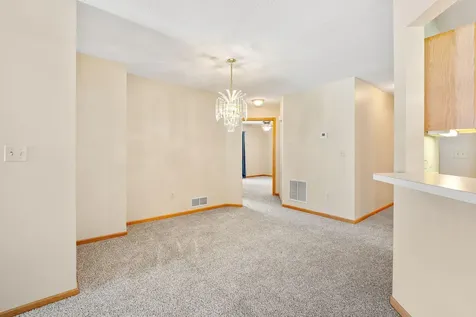 2100 Oak Tree Lane Austin MN 55912