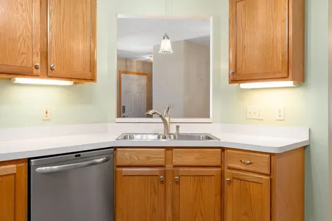2100 Oak Tree Lane Austin MN 55912