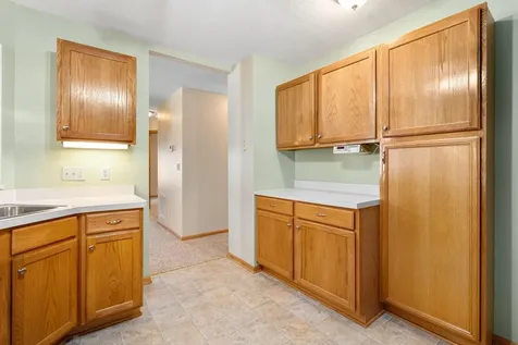 2100 Oak Tree Lane Austin MN 55912